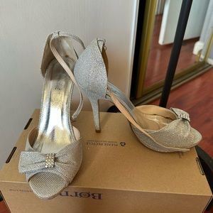 Silver sparkle high heels